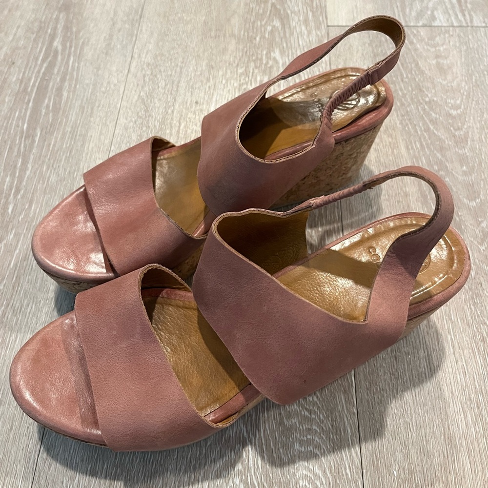 Coclico Wedges Sz 38.5